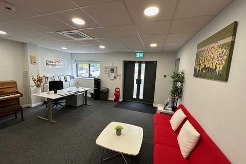 Warehouse to rent, Units A & C Knaves Beech Way, Loudwater Way High Wycombe HP10 9QY