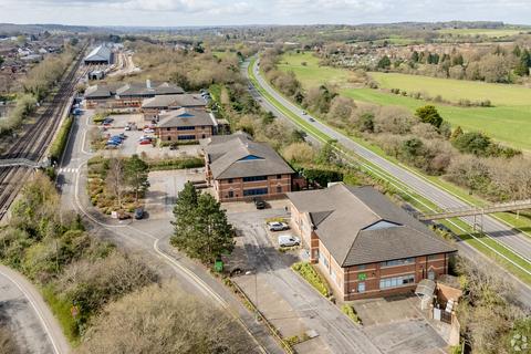 Office to rent, Weydon Ln Farnham GU9 8QT
