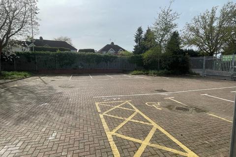 Warehouse to rent, Molly Millars Ln Wokingham RG41 2PT