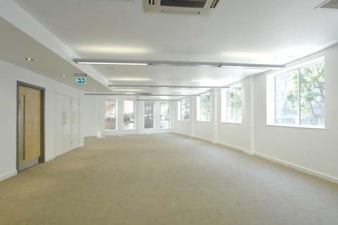 Office to rent, 62-64 Farringdon Rd London EC1R 3GB