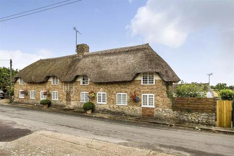 Hospitality for sale, Yalbury Cottage Dorchester DT2 8PZ