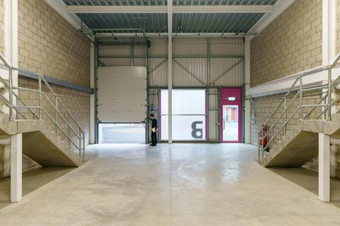 Industrial unit to rent, 108 Vale Rd London N4 1TD