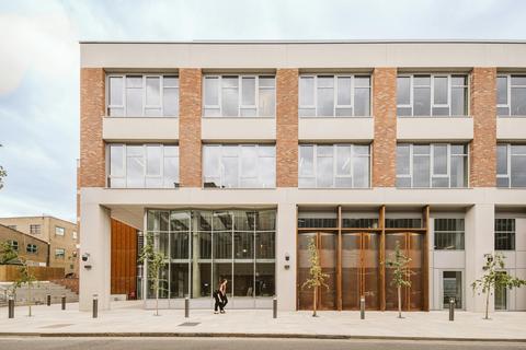 Healthcare facility to rent, Brandon Rd London N7 9AA