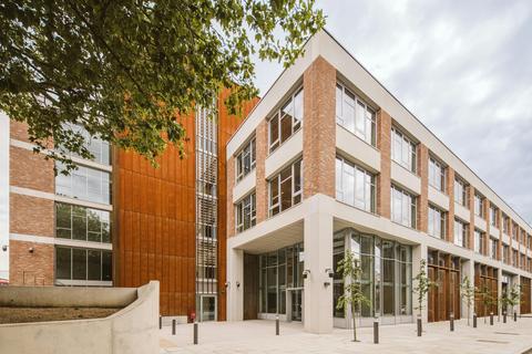 Healthcare facility to rent, Brandon Rd London N7 9AA