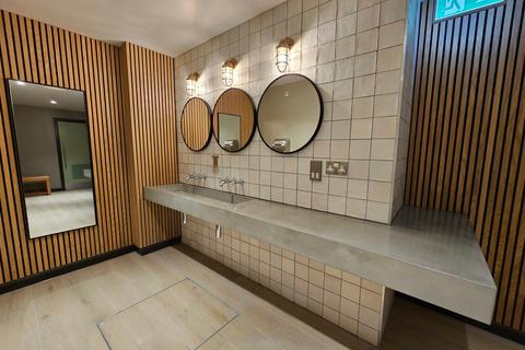 Office to rent, Wapping Wharf Bristol BS1 6UZ