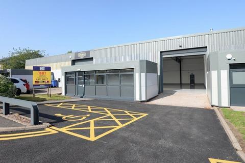 Warehouse to rent, Tudor Rd Altrincham WA14 5RZ