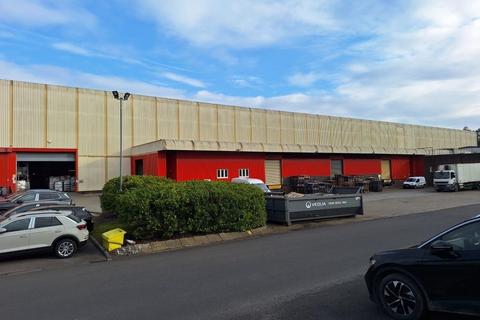 Warehouse to rent, Frankland Rd Swindon SN5 8YZ