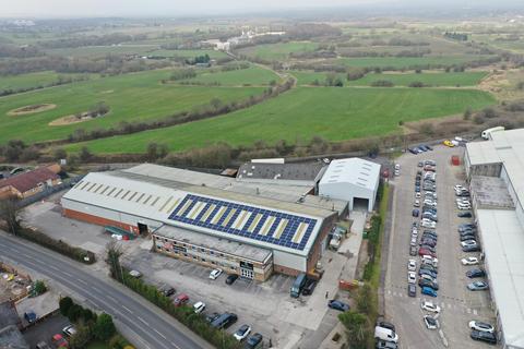 Warehouse to rent, Ashton Rd Warrington WA3 3UL