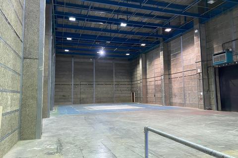 Warehouse to rent, Sunset Business Park, Manchester Rd Bolton BL4 8RL