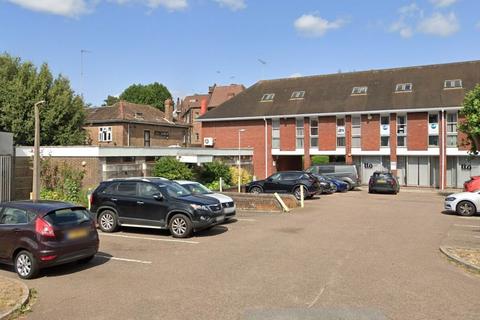 Office to rent, 19-25 Salisbury Sq Hatfield AL9 5BT