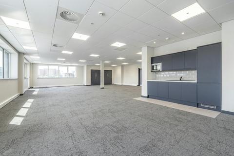 Warehouse to rent, 6 Alfreds Way Barking IG11 0TS