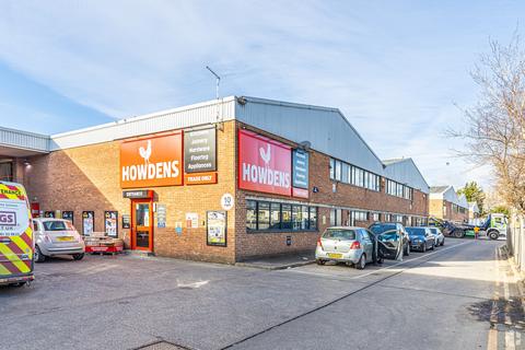 Warehouse to rent, 378 High Rd London NW10 2DY