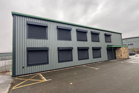 Warehouse to rent, 11 Pontefract Ln Leeds LS9 0RR