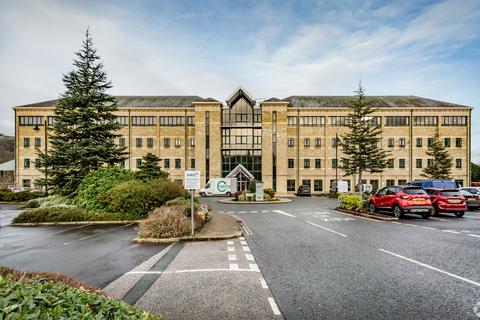 Office to rent, Salts Mill Rd Shipley BD17 7TD