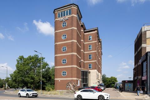 Office to rent, London Rd Barking IG11 8BB