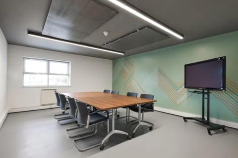 Office to rent, Lincoln Rd High Wycombe HP12 3RL