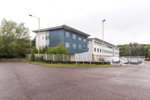 Office to rent, Rivermead Dr Swindon SN5 7EX