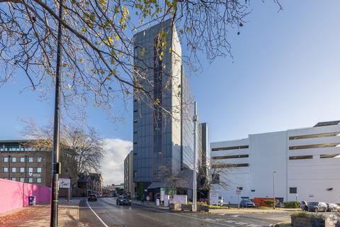 Office to rent, Princes St Ipswich IP1 1LX
