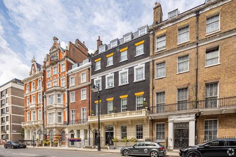 Office to rent, 22 Hill St London W1J 5NJ