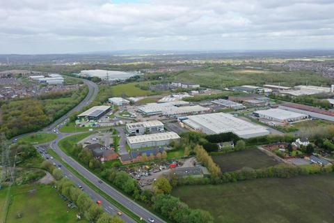 Warehouse to rent, Eurolink St Helens WA9 4TT