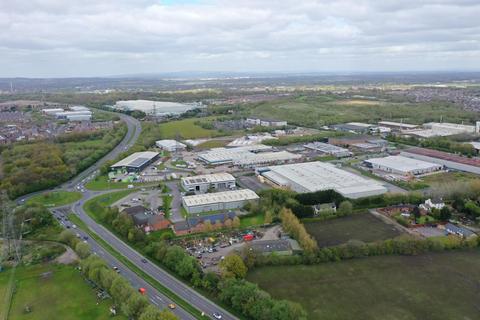 Warehouse to rent, Eurolink St Helens WA9 4TT