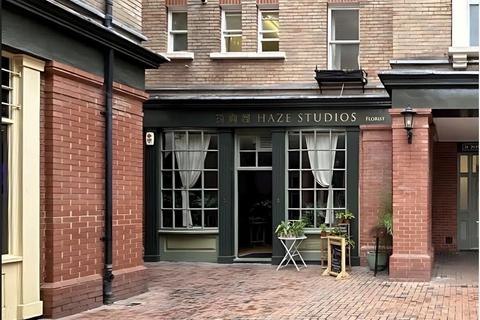 Retail property (high street) to rent, Pied Bull Yard London N1 0EU