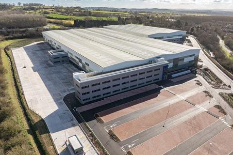 Factory to rent, Birmingham Rd Redditch B98 9HN