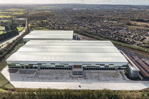 Factory to rent, Birmingham Rd Redditch B98 9HN