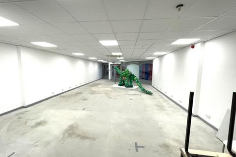 Retail property (high street) to rent, Court St Trowbridge BA14 8AT