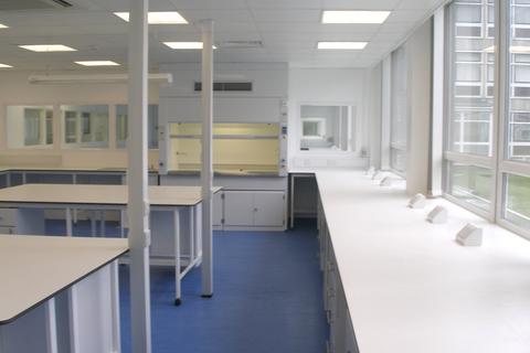 Office to rent, Heath Rd S Runcorn WA7 4QX