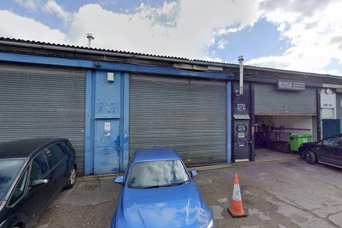 Warehouse to rent, Crabtree Rd Egham TW20 8RB
