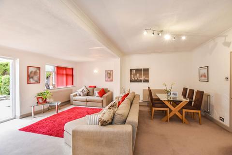 undefined, Manor Green Road, Epsom KT19