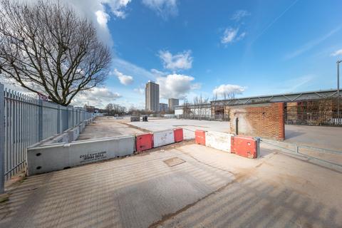Land to rent, Coronation Rd London NW10 7PH