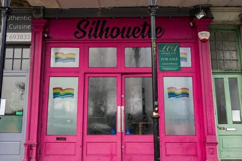 Pub to rent, 38 Alexandra Rd Cleethorpes DN35 8LE