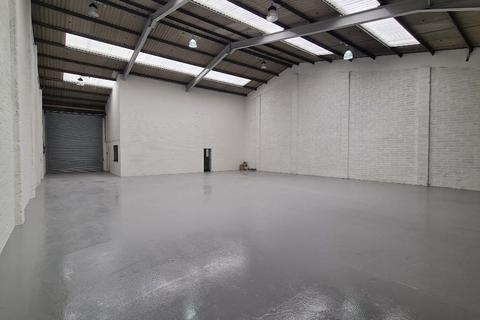 Warehouse to rent, Military Rd Fareham PO16 8TT