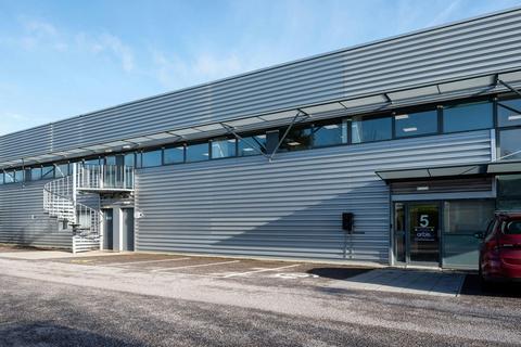 Distribution warehouse to rent, Portfield Rd Portsmouth PO3 5SF