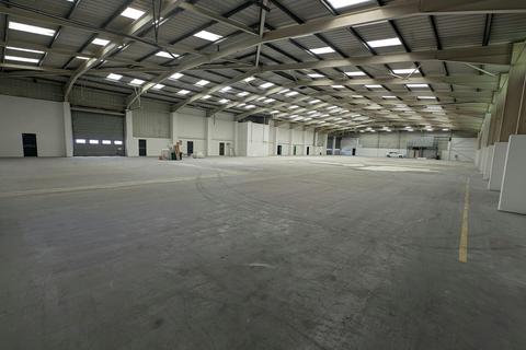 Warehouse to rent, Premier Way Romsey SO51 9AQ
