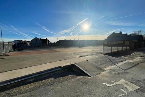 Land to rent, Wheatley Hall Rd Doncaster DN1 2TE