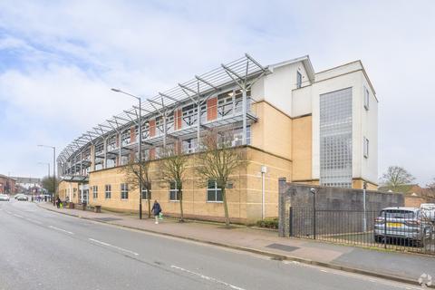 Healthcare facility to rent, Corporation St Rugby CV21 2DN