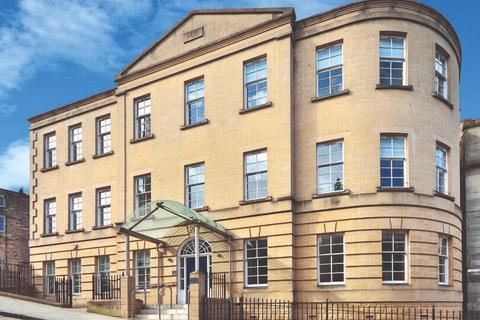 Office to rent, 20 Union St Edinburgh EH1 3LR