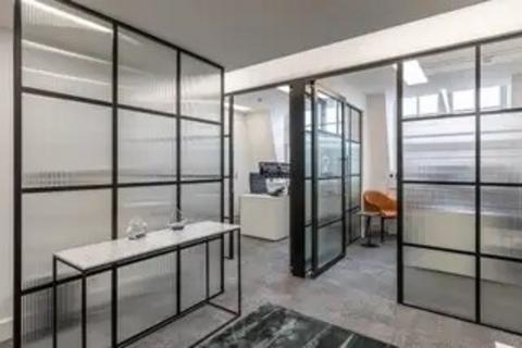 Office to rent, 60 St. James's St London SW1A 1LZ
