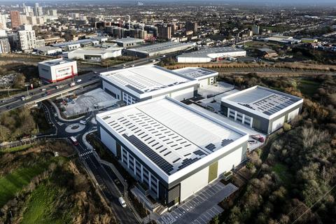 Warehouse to rent, Jenkins Ln Barking IG11 0AD