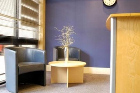 Office to rent, 25 Bakers Rd Uxbridge UB8 1RG