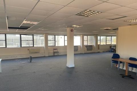 Office to rent, Bakers Rd Uxbridge UB8 1RG