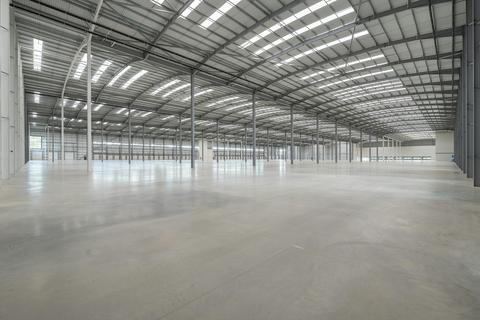 Distribution warehouse to rent, Aveling Way Worksop S81 8AE