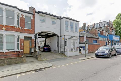 Industrial unit to rent, Bedford Rd London N2 9DB