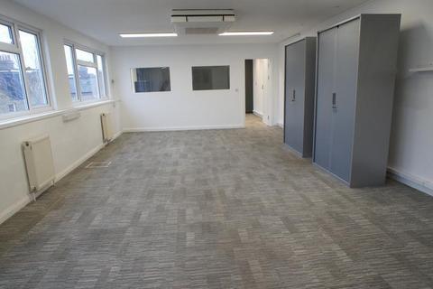 Industrial unit to rent, Bedford Rd London N2 9DB