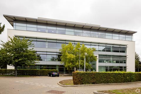 Office to rent, 1420 Lakeview Reading RG7 4SA