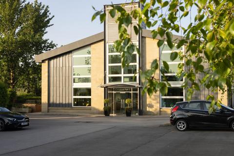 Office to rent, Selby Rd Leeds LS15 4LG
