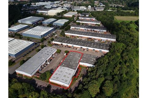 Warehouse to rent, Highlands Rd Solihull B90 4NZ